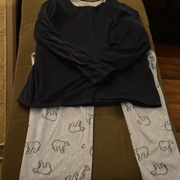 Woman - Picture 6 of 8